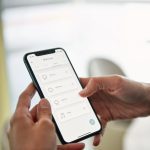 elektrinių karnizų valdymas telefonu