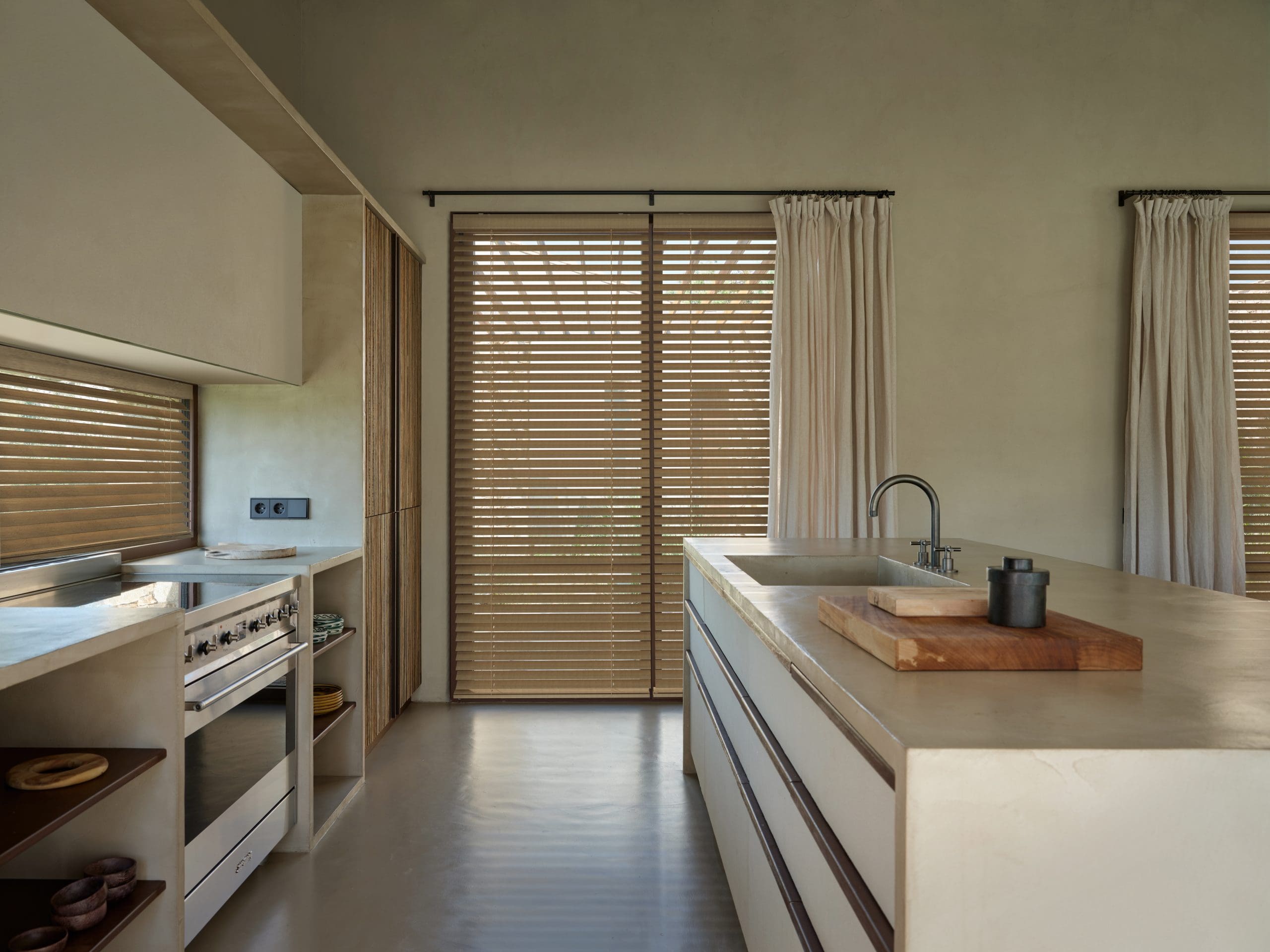 -35% medinėms žaliuzėms